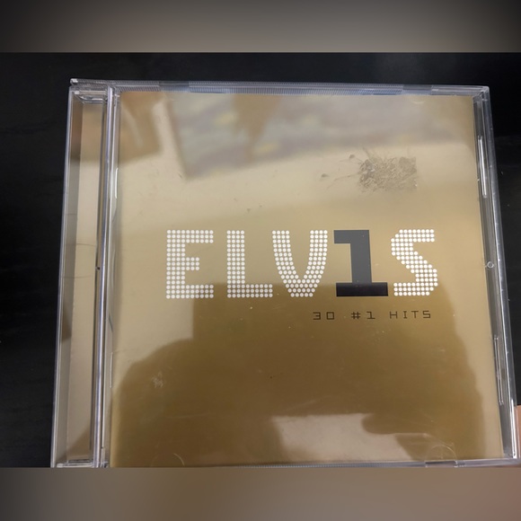 ELVIS PRESLEY MEMORABILIA - Picture 3 of 9